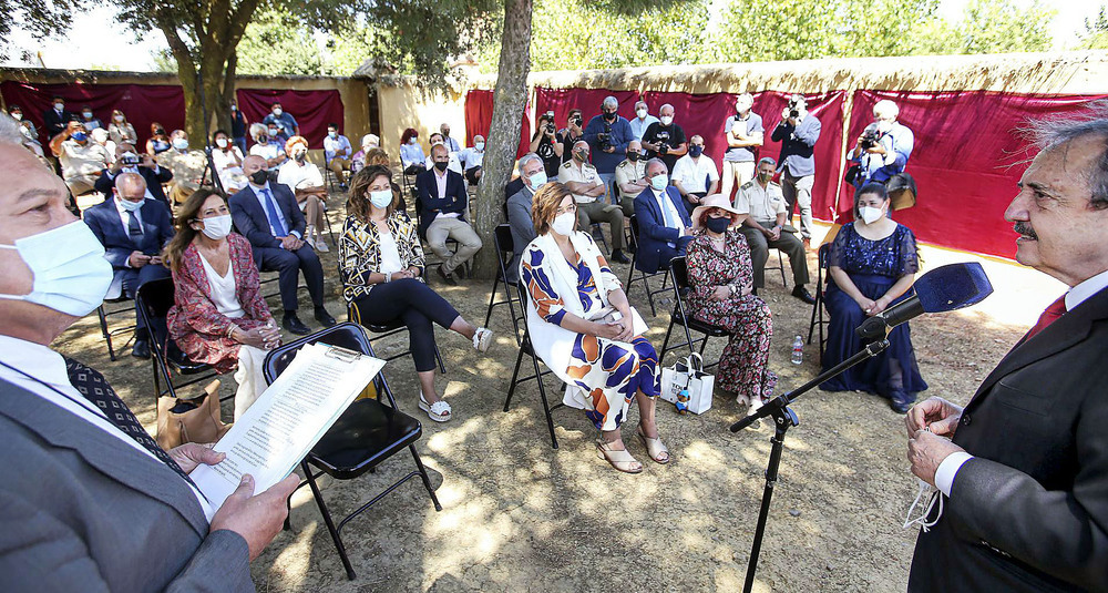 Cervatos de la Cueza abre el primer patio federal argentino del mundo - Vimarsana News