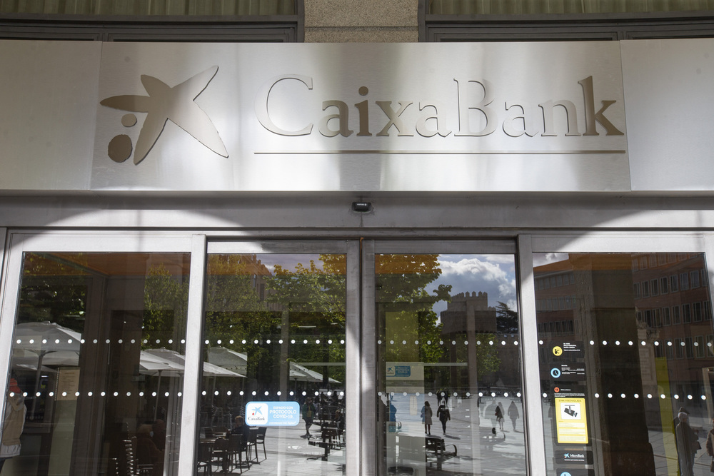 55 empleados de CaixaBank en Ávila solicitan acogerse al ERE | Noticias Diario de Ávila - Vimarsana News
