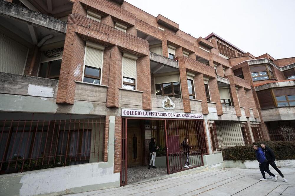 Tres colegios de Burgos se quedan sin una clase por falta de alumnado - Vimarsana News