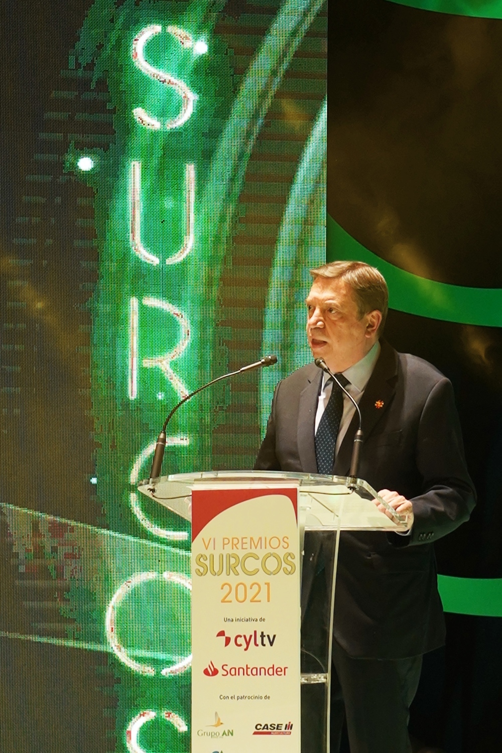 Planas anuncia 100 millones en inversiones para modernizar otras 11.600 hectáreas - Vimarsana News