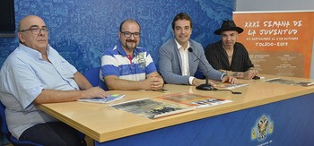 Marea en la plaza de toros y Ana Guerra en la sala Thalía