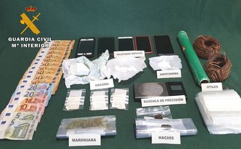 Detienen a cuatro personas por tráfico de cocaína