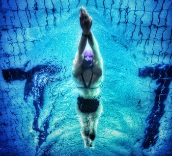 El Getxo I.W. cambia la piscina por un colchón