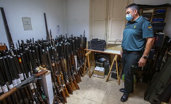 La violencia de género, clave para revocar permisos de armas