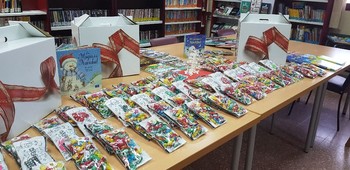 Sin Cabalgata pero con caramelos y regalos para todos