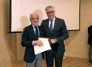 El Colegio de Médicos convoca premio al mérito profesional