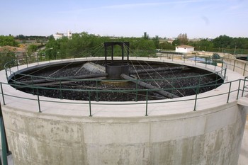 Los trámites para la ampliación de la EDAR siguen adelante