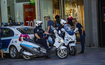 Martínez recuerda a los policías que 