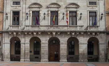 9 plazas de nuevo ingreso y 13 de promoción interna