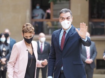 Sánchez anuncia 10.000 plazas MIR de enfermería y farmacia