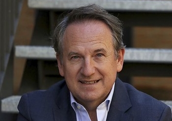 La cara oculta del almirante inmortal