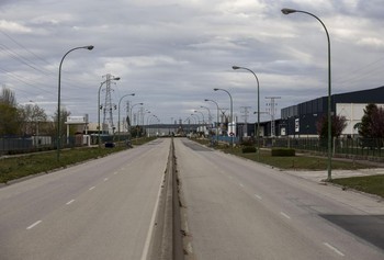 La casi nula actividad en los polígonos da una idea del parón del sector industrial.