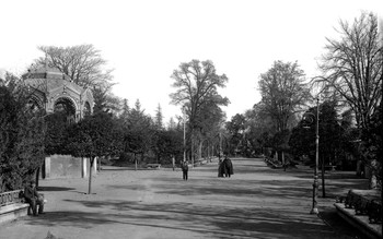 El parque del Salón: ¿Segundo centenario?