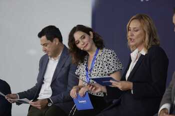 La ‘paz de Puertollano’ no cuaja entre Génova y Ayuso