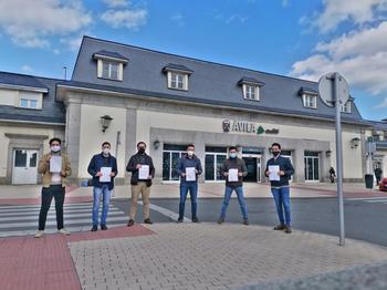 Jóvenes fomentan el teletrabajo para atraer población