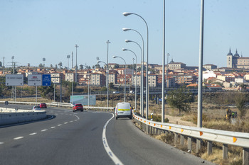 La alcaldesa espera que el tercer carril llegue pronto