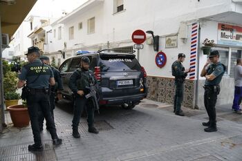 Detenido tras atrincherarse en Mijas y herir a un guardia civil