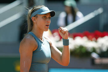 Badosa se despide hasta 2024 por su lesión en la espalda