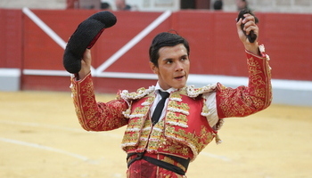 Pedro Luis pide paso en el Alfarero de Plata