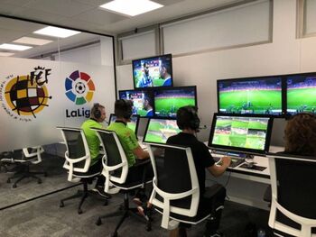 La RFEF saca a concurso el VAR