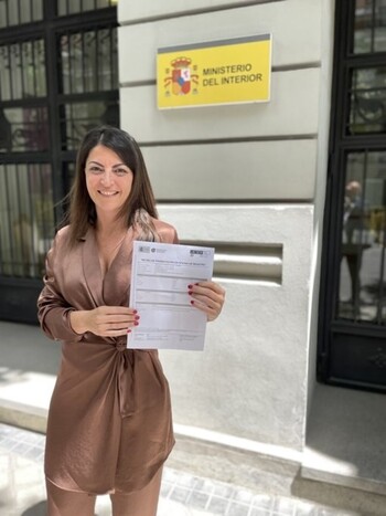 Macarena Olona crea el partido político Caminando Juntos