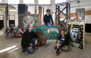 La ópera se disfraza de circo