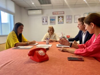 El teléfono de ayuda al menor recibió 13.000 llamadas en 2022