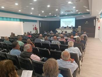 La Cámara Agraria denuncia que la Junta ya no la financia