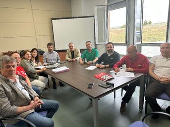 Asetra y trabajadores firman convenio transporte interurbano