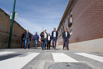 El Ayuntamiento mejora servicios en dos calles de Puente Duero