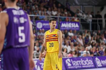 El Barça sufre en Palencia y el Real Madrid vence en Manresa