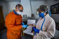 Un médico rural luchando contra el coronavirus en Horcajo de los Montes con 51 casos