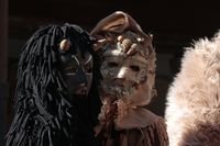 Zamarrones y mascaritos regresan a las calles de Aguilar